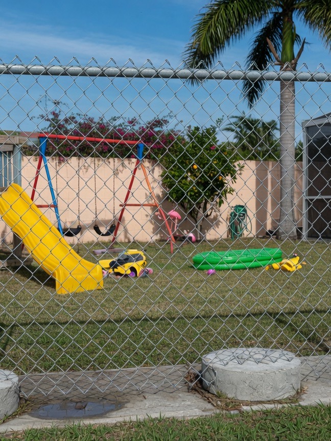 Chain-link fence — FenceLine Florida